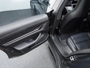 Porsche Taycan 4 Cross Turismo