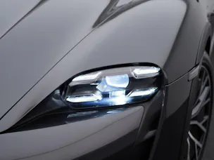 Porsche Taycan 4 Cross Turismo
