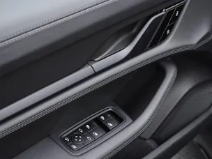 Porsche Taycan 4 Cross Turismo