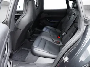 Porsche Taycan 4 Cross Turismo
