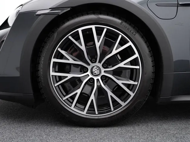Porsche Taycan 4 Cross Turismo