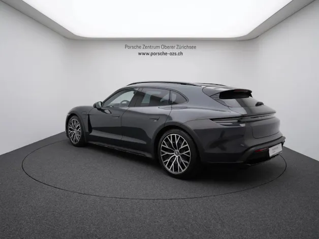 Porsche Taycan 4 Cross Turismo