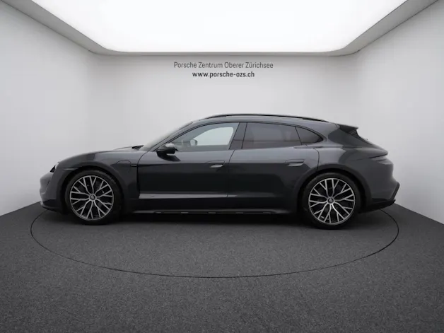 Porsche Taycan 4 Cross Turismo