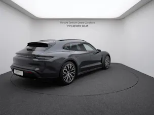 Porsche Taycan 4 Cross Turismo