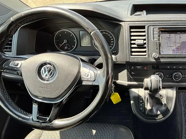 VW T6 California 2.0 TDI Beach 4Motion DSG
