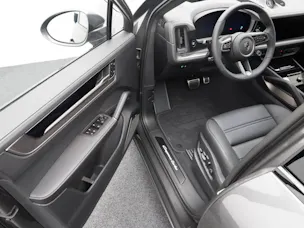 Porsche Cayenne Turbo E-Hybrid Coupé