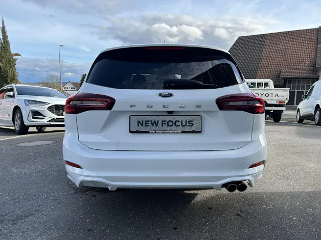 Ford Focus 1.0 MHEV ST-Line Automat