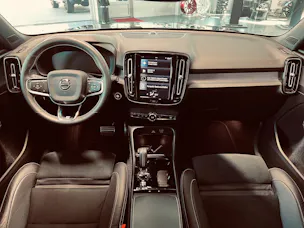 Volvo XC40 D4 AWD R-Design Geartronic