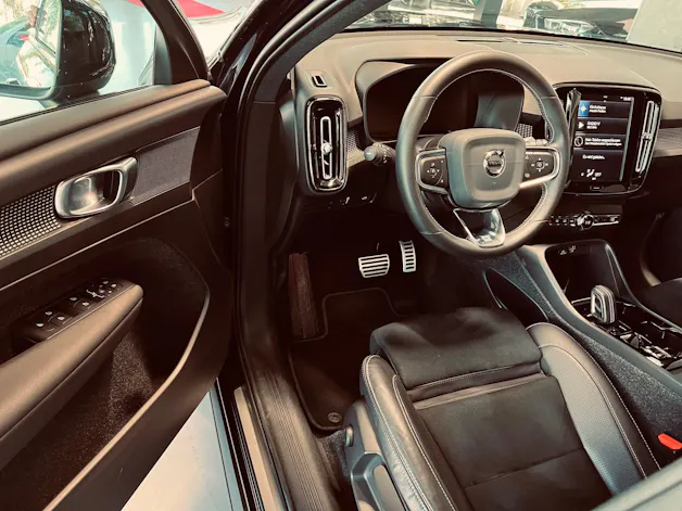 Volvo XC40 D4 AWD R-Design Geartronic