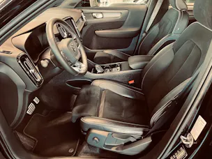 Volvo XC40 D4 AWD R-Design Geartronic