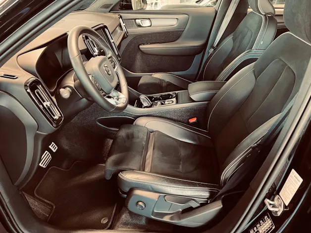 Volvo XC40 D4 AWD R-Design Geartronic