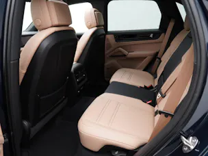 Porsche Cayenne S E-Hybrid Black Edition