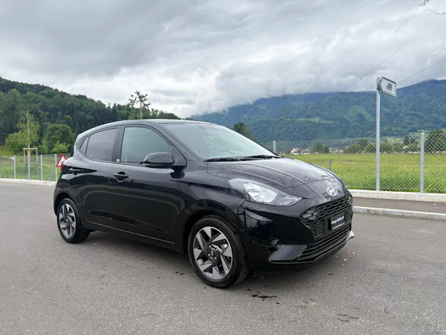 Hyundai i10 1.2 Amplia Aut.