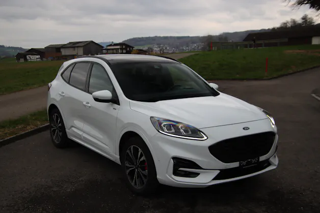 Ford Kuga 2.5 PHEV ST-Line 2WD