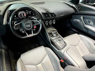 Audi R8 Spyder 5.2 S-Tronic Quattro
