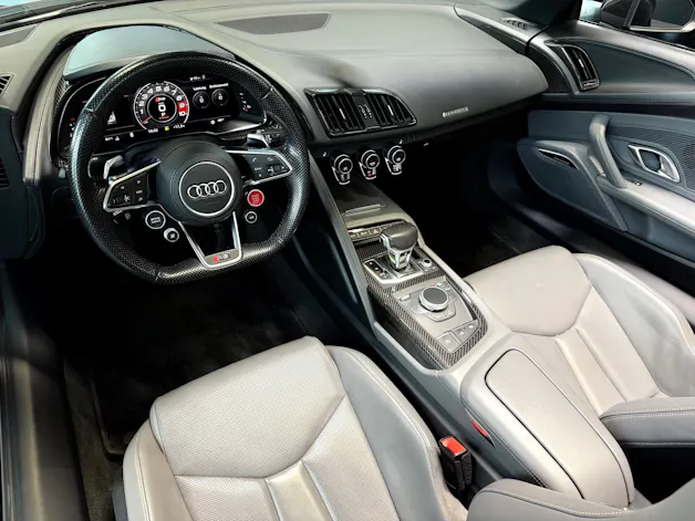 Audi R8 Spyder 5.2 S-Tronic Quattro