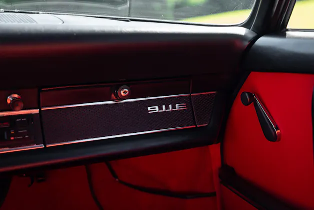 Porsche 911 E