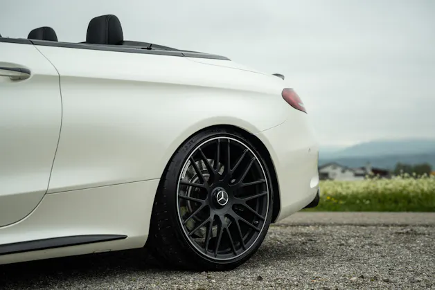 Mercedes-Benz C 63 S AMG BRABUS 9G-tronic