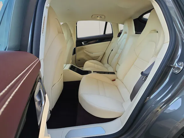 Porsche Panamera 4 E-Hybrid PDK