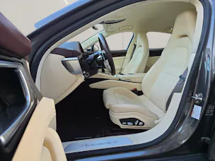 Porsche Panamera 4 E-Hybrid PDK
