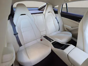 Porsche Panamera 4 E-Hybrid PDK