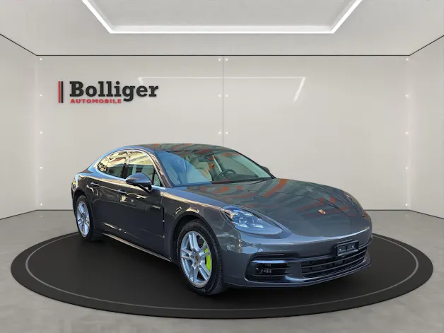 Porsche Panamera 4 E-Hybrid PDK