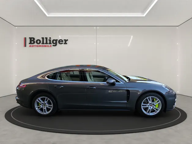 Porsche Panamera 4 E-Hybrid PDK