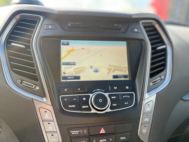 Hyundai Santa Fe 2.2 CRDI Premium 4WD Automatic