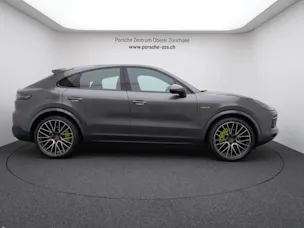 Porsche Cayenne E-Hybrid Coupé