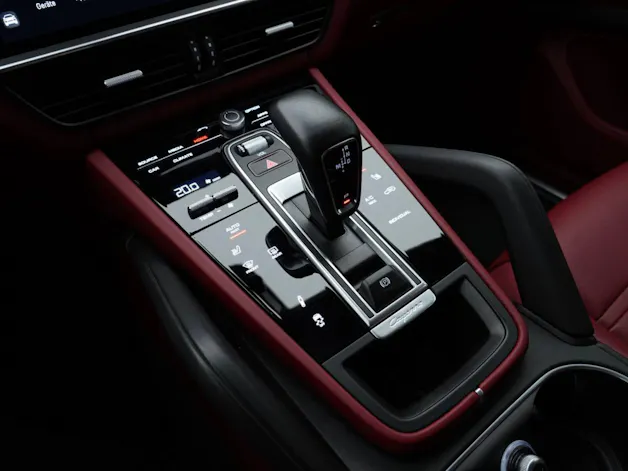 Porsche Cayenne E-Hybrid Coupé