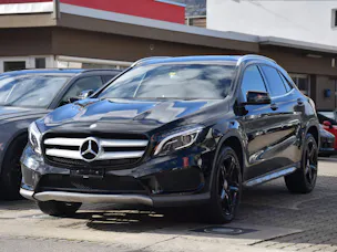 Mercedes-Benz GLA 200 AMG Line 7G-DCT