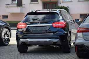 Mercedes-Benz GLA 200 AMG Line 7G-DCT