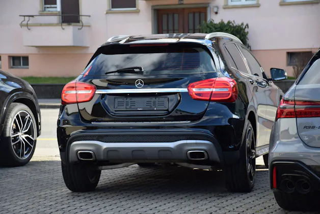Mercedes-Benz GLA 200 AMG Line 7G-DCT