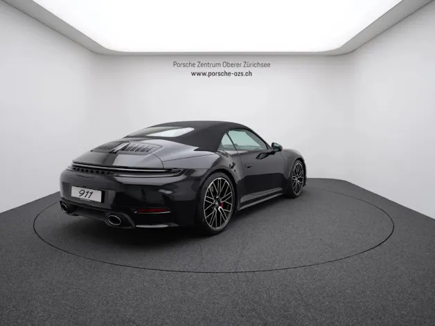 Porsche 911 Carrera 4S Cabriolet
