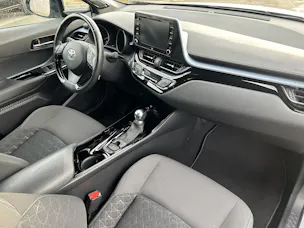 Toyota C-HR 2.0 HSD CVT Trend