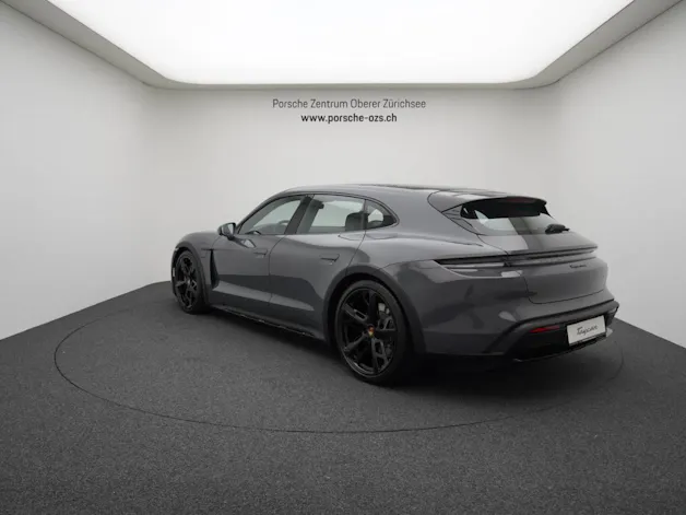 Porsche Taycan 4 Cross Turismo