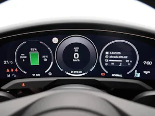 Porsche Taycan 4 Cross Turismo
