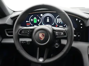 Porsche Taycan 4 Cross Turismo