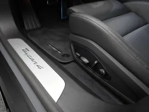 Porsche Taycan 4 Cross Turismo
