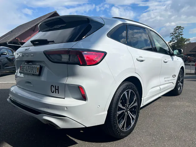 Ford Kuga 2.0 TDCi EcoBlue ST-Line 4WD Automat