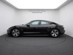 Porsche Taycan 4S