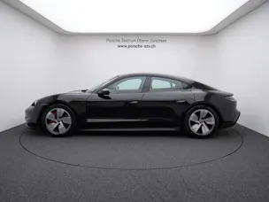 Porsche Taycan 4S