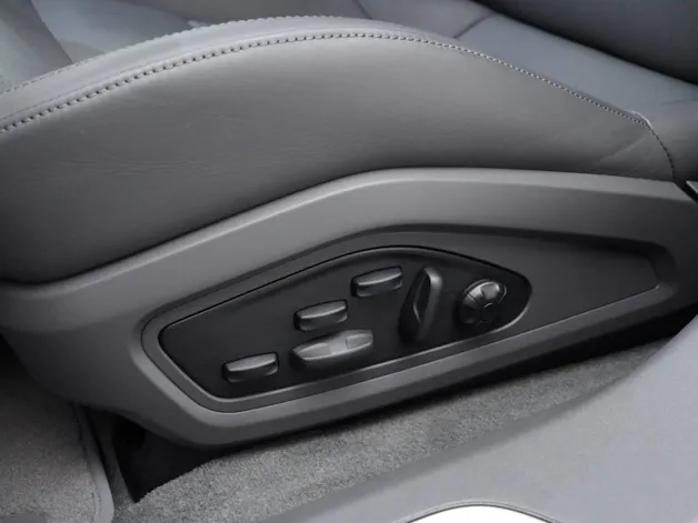 Porsche Taycan 4S