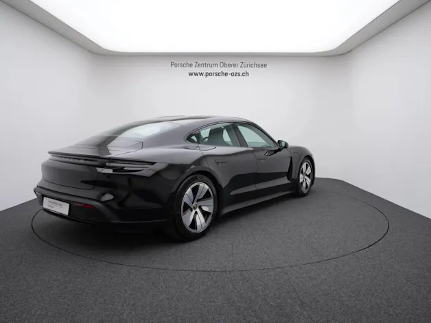 Porsche Taycan 4S