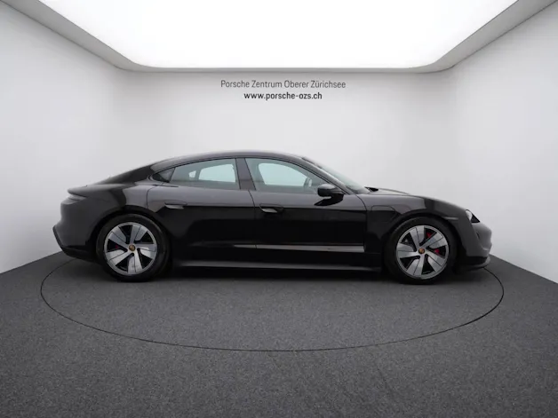 Porsche Taycan 4S