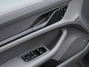 Porsche Taycan 4S