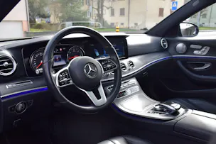 Mercedes-Benz E 220 d AMG Line 4Matic 9G-Tronic