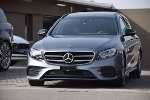 Mercedes-Benz E 220 d AMG Line 4Matic 9G-Tronic