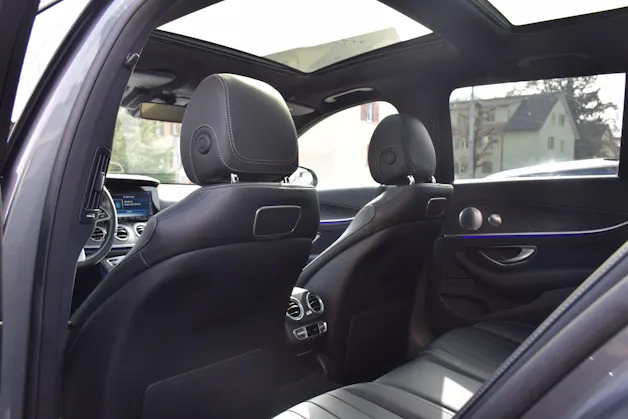 Mercedes-Benz E 220 d AMG Line 4Matic 9G-Tronic