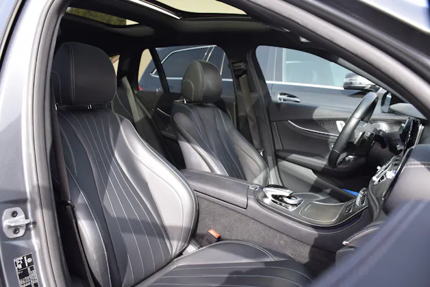 Mercedes-Benz E 220 d AMG Line 4Matic 9G-Tronic